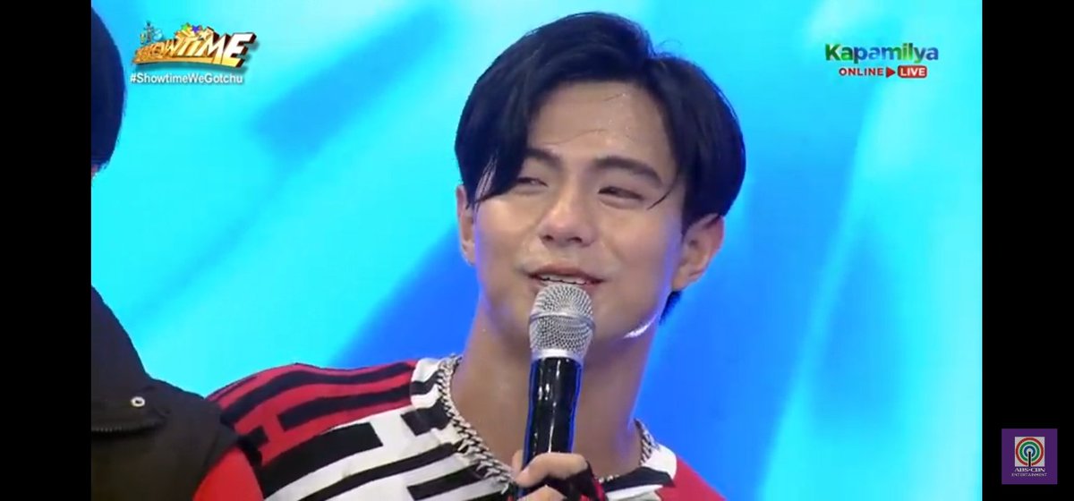 AngelclairF's tweet photo. Kahit pawis na Pogi parin 

ITS BGYOtime NA
#ShowtimeWeGotchu

#BGYO 
@bgyo_ph https://t.co/46WCsSvexw