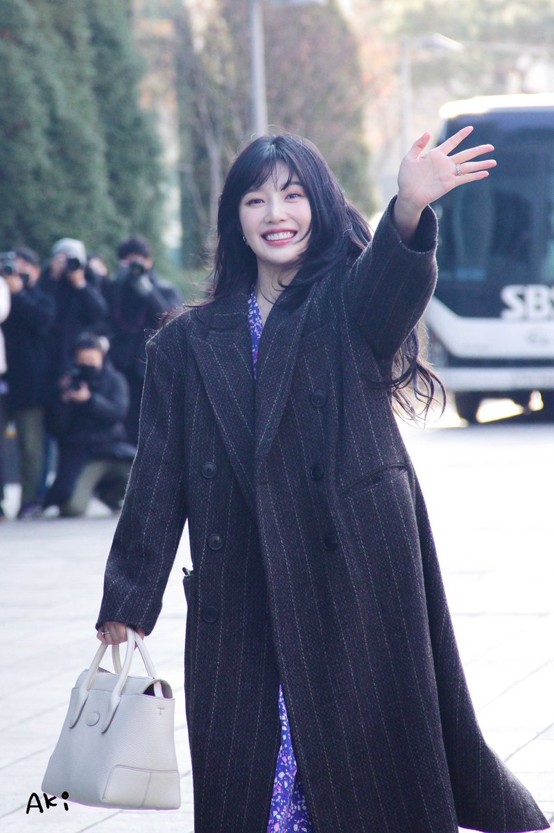 joyisthetics's tweet photo. SHE’S BACK TOMORROW 🥹 https://t.co/hhBrrFGJLm