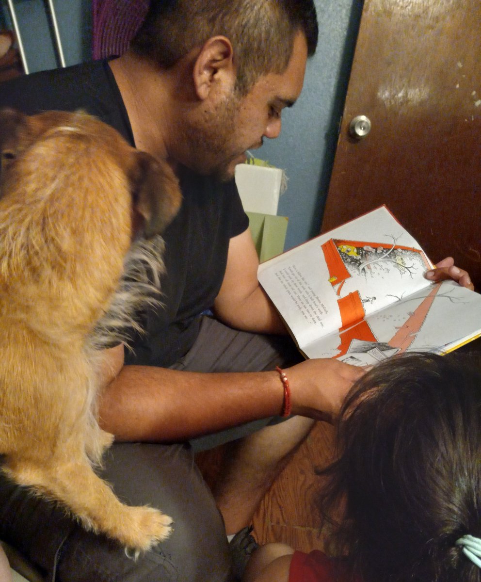 DAD Reading If I Ran The Circus 🤹‍♂️ 🤡🎪 to Rachel and Tinkerbell tonight for bed. Book 1 of 5 tonight. 
@JBaldwin_BMES
 #PatriotsRead #BMEReads #DestinatonSISDReads #SummerReadingChallenge #ReadingWithAPet