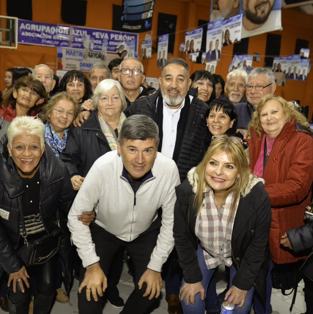PabloMChacon's tweet photo. Acto llevado a cabo el día viernes 16 de junio en el predio de USV en apoyo a nuestros candidatos @MartinLlaryora como Gobernador de Córdoba, @danielpasseriniok como Intendente de Córdoba, @paulolcassinerio y @silvina_jurich como Legisladores Departamentales.
#CordobaCadaDíaMejor https://t.co/xqrJn7M4U6