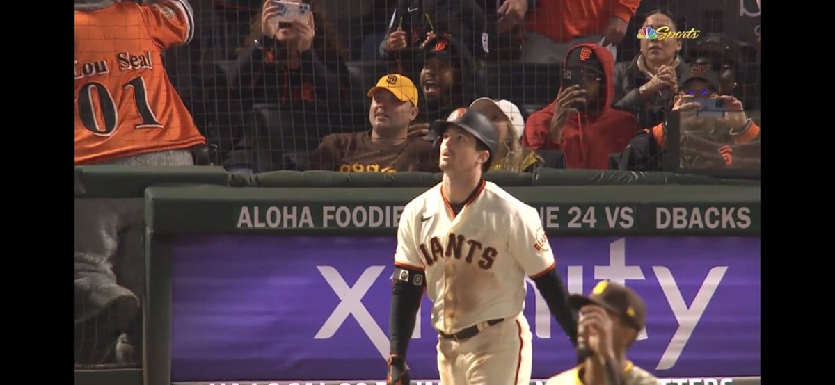 Bonez1278V's tweet photo. A story in pictures! 8 in a row!! #SFGiants https://t.co/p3wKFnuirF