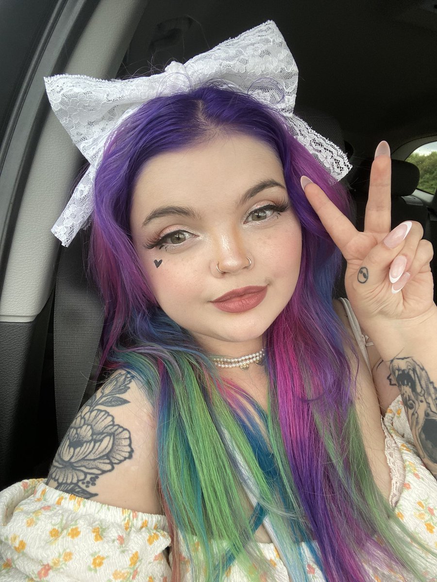 Weeb ass. 
#discordkitten