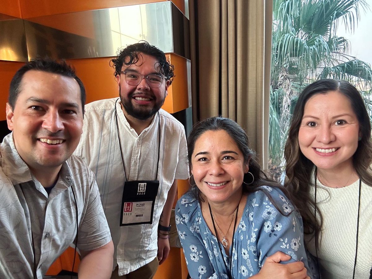 EstebanIsSteve's tweet photo. Guadalajara, Guadalajara! 🎶 Loving the HACU Exec Leadership Seminar, the opportunity to represent @dallascollegetx, and connecting with my roots. 🇲🇽 #mexico #gdl @HACUNews #HACU https://t.co/q7CZjHlWLn