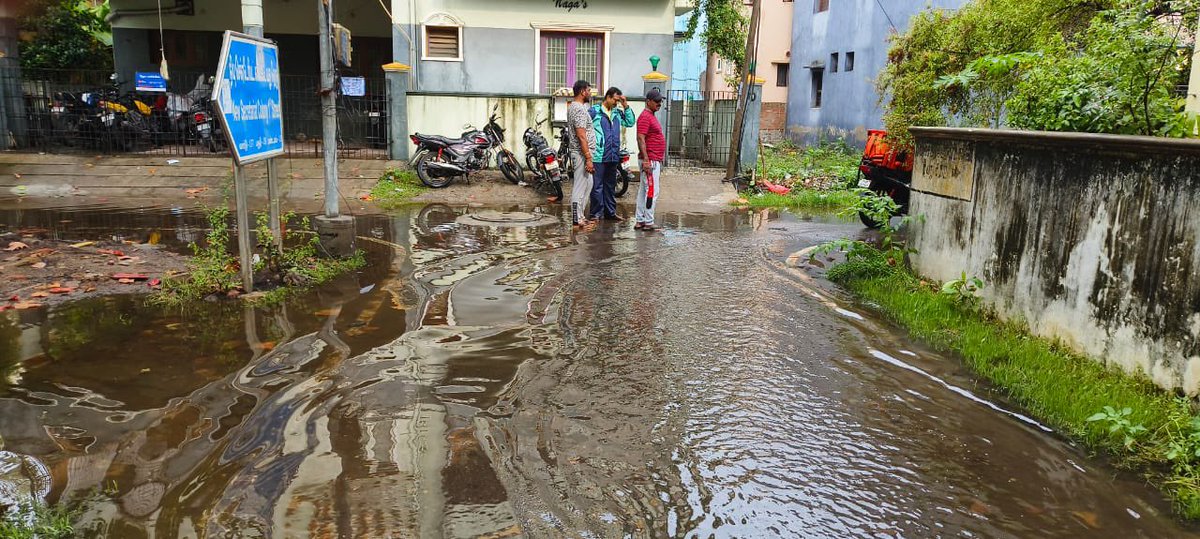 Anandam_vedham's tweet photo. #176_ward
#rainfall_recovery
#all_area
@subramaniyan_ma
@udhay https://t.co/ezRjMMMJaT