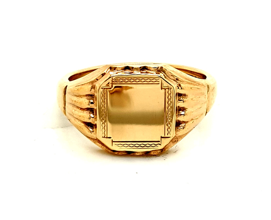 CraigHumphries's tweet image. 9ct Yellow Gold Vintage Gents Signet Ring Hallmarked Birmingham 1984 $1,895-
#signetring #goldsignetring #goldring #gentsring #vintagesignetring #birmingham #hallmarkedjewellery #lghumphries #humphries #jewellers #jewellery #watches #antiques #vintage #bespoke #remakejewellery