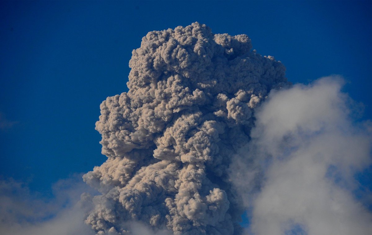 #Indonesia's Anak Krakatau volcano has erupted, spewing ash as high as 1.5 km, according to the Centre for Volcanology and Geological Hazard Mitigation.