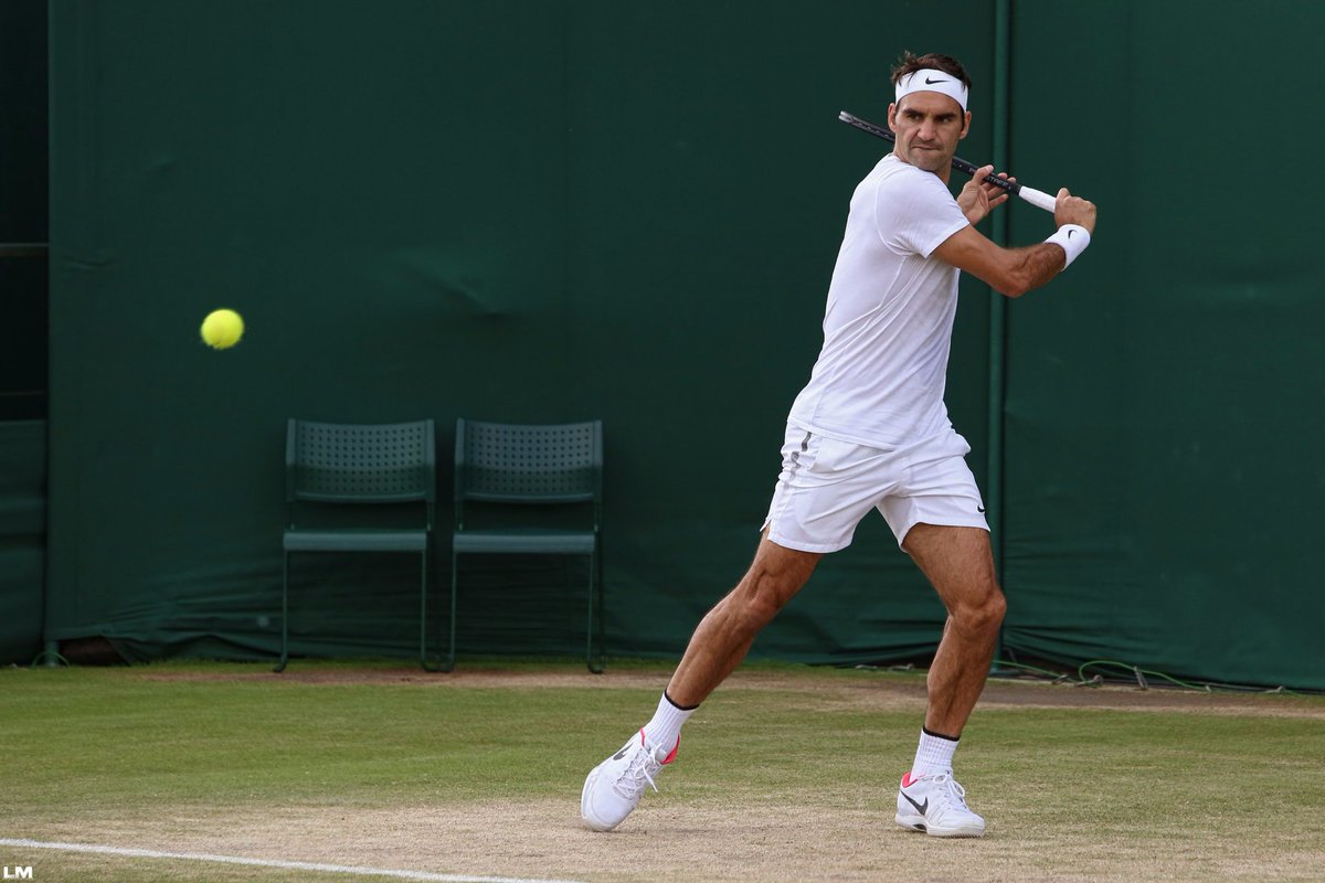 DurgeshsMertiya's tweet photo. @TheBarmyArmy Stuart broad and Roger Federer
Both are quality players.
looking beautiful and cool with headband.
Like brother of another mother 
#Ashes2023 #Ashes #ENGvAUS 
#Wimbledone https://t.co/1cqUseDR8S