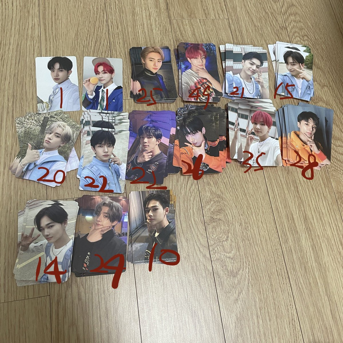 wts lfb ph  ✭  enhypen pcs

₱80 each ( all-in )

・tingi ! payo once all are taken
・from yd feta

rcbyt: simjayki.carrd.co

only reply to claim  .