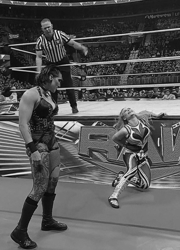 THE MAMI STAREDOWN 😈🖤⚖️ #WWERaw