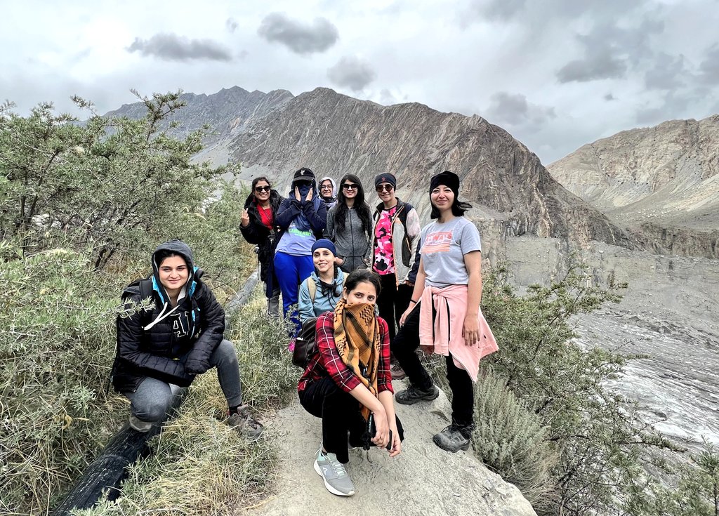 SKhanAthlete's tweet photo. Women! 
Have you registered yet?
For Girls Backpacking Camp II ?
Camp dates: 8th-14th July
Location: Hunza
DM for registration/booking details or connect at
https://t.co/ieUPtDW6g1 https://t.co/4d590F9Bzw