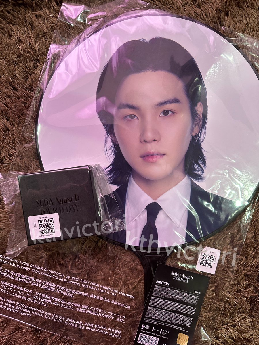 kthvictori's tweet photo. wts lfb ph

d-day merch earrings + suga ver. image picket

₱3,200

— payo, onhand
— both sealed bought from bkk
— can ship asap once paid if sdd

dm/reply to claim

t. bts suga d-day agust d min yoongi https://t.co/u1EVoWEBDo