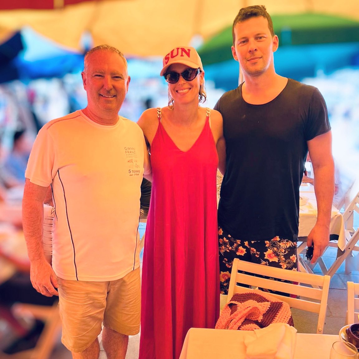 Grazie <a href="/mafaldina88/">Federica Pellegrini</a> e <a href="/coolturtle82/">Matteo Giunta</a> per averci scelto e per i vostri momenti felici a #vernazza.
…ma grazie anche a chi continua a sceglierci da 59 anni…
…grazie a chi ci sceglie “per caso”…
…grazie a chi ci sceglie perché “ci segue”…
