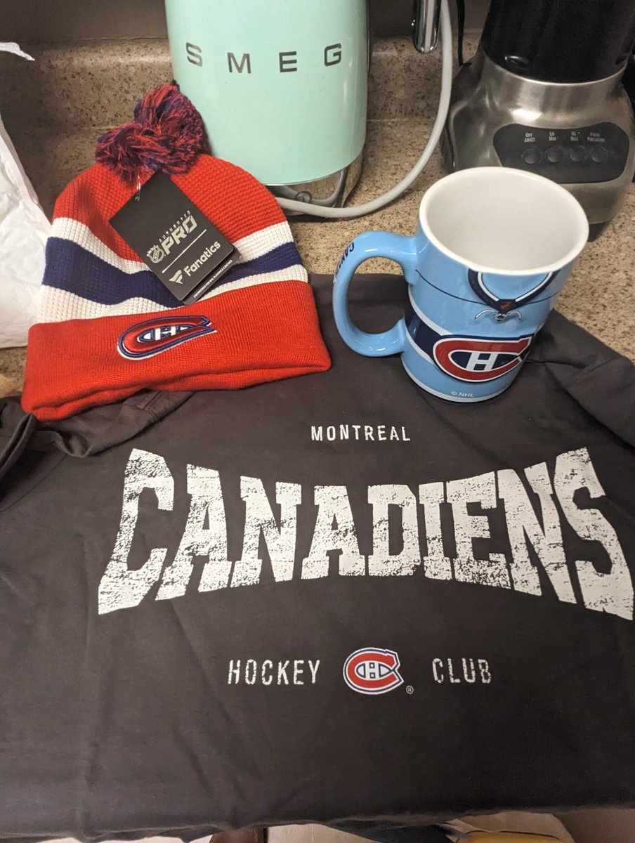 Got my Castrol contest goodies today! Thanks Habs! 
 
rawchili.com/2937903/
 
#Canadiens #CanadiensDeMontréal #Hockey #IceHockey #Montreal #MontrealCanadiens #NationalHockeyLeague #NHL #NHLEasternConference #NHLEasternConferenceAtlanticDivision #Quebec