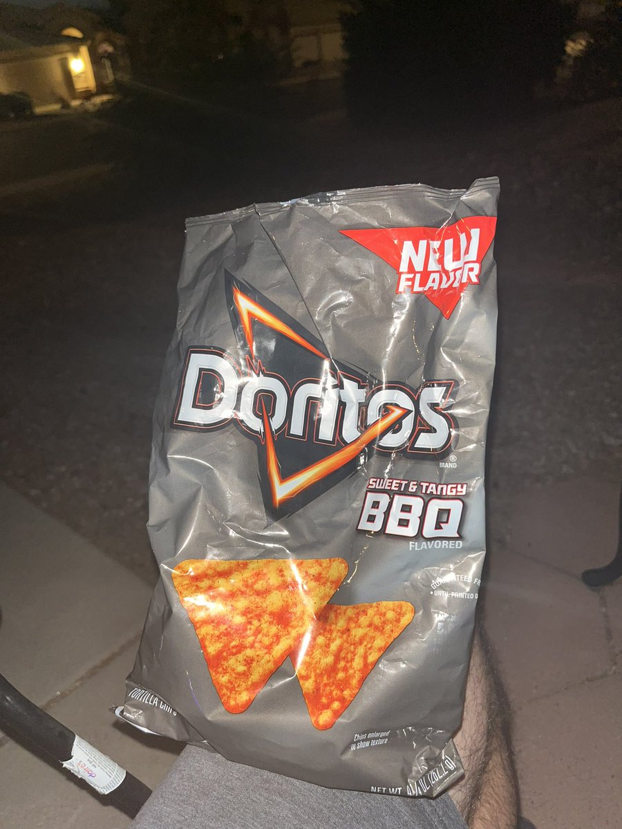flockaseegulls's tweet photo. @_UselessSequels @aaron_j_fc I’m bbq doritos https://t.co/nQC8aGqgp3