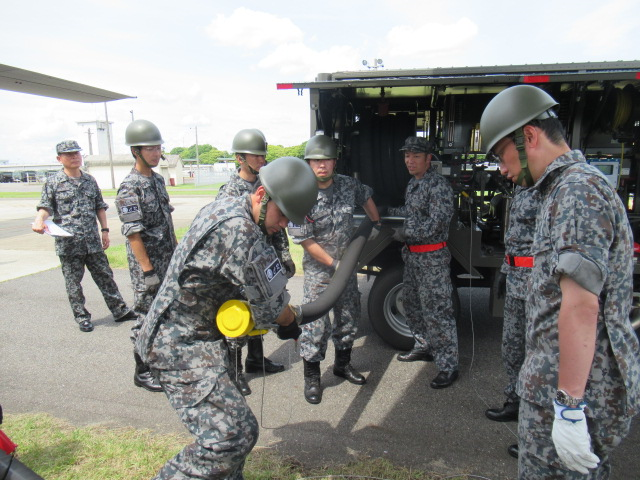 asc_jasdf_e's tweet photo. On June 15, Air Support Command conducted CR (Contingency Response) exercise in Komaki Air Base. #ASC will enhance our CR capability for regional peace and stability. #ASC #JASDF #TogetherWeChallenge https://t.co/z23QazHznL
