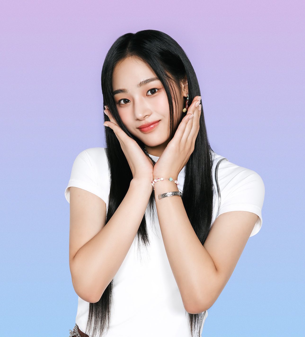 FzCxvykaUAEZIbw.jpg:large