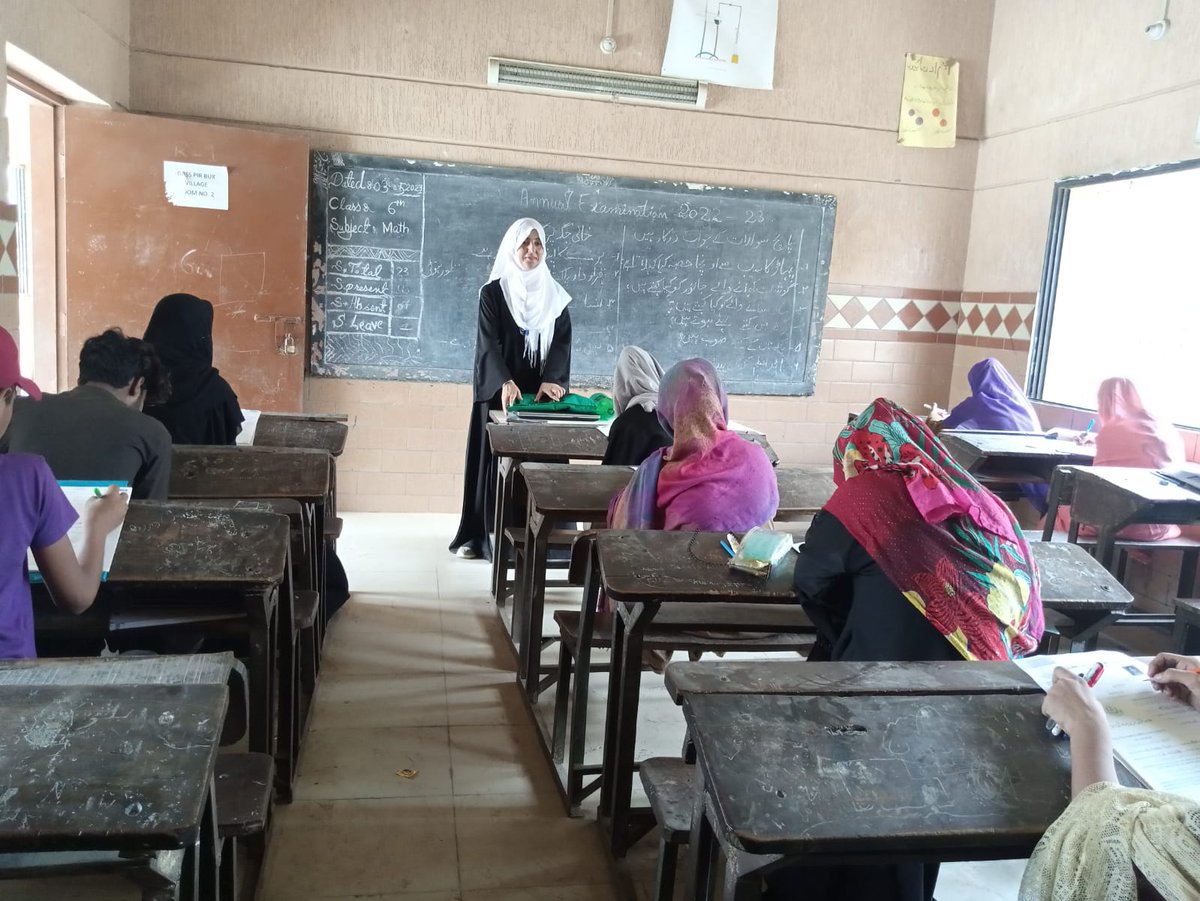 AqalJica's tweet photo. Last Minute Revisions
Roll Number Slips
Examination Halls
Invigilators
Question Papers
All happening as the Final Term #Examination for the #ALP #MiddleTech Program for Semester 1 commence across Pakistan
#aqaljica #jicapakistan #SDG4QualityEducation https://t.co/HsIWbIE2G7