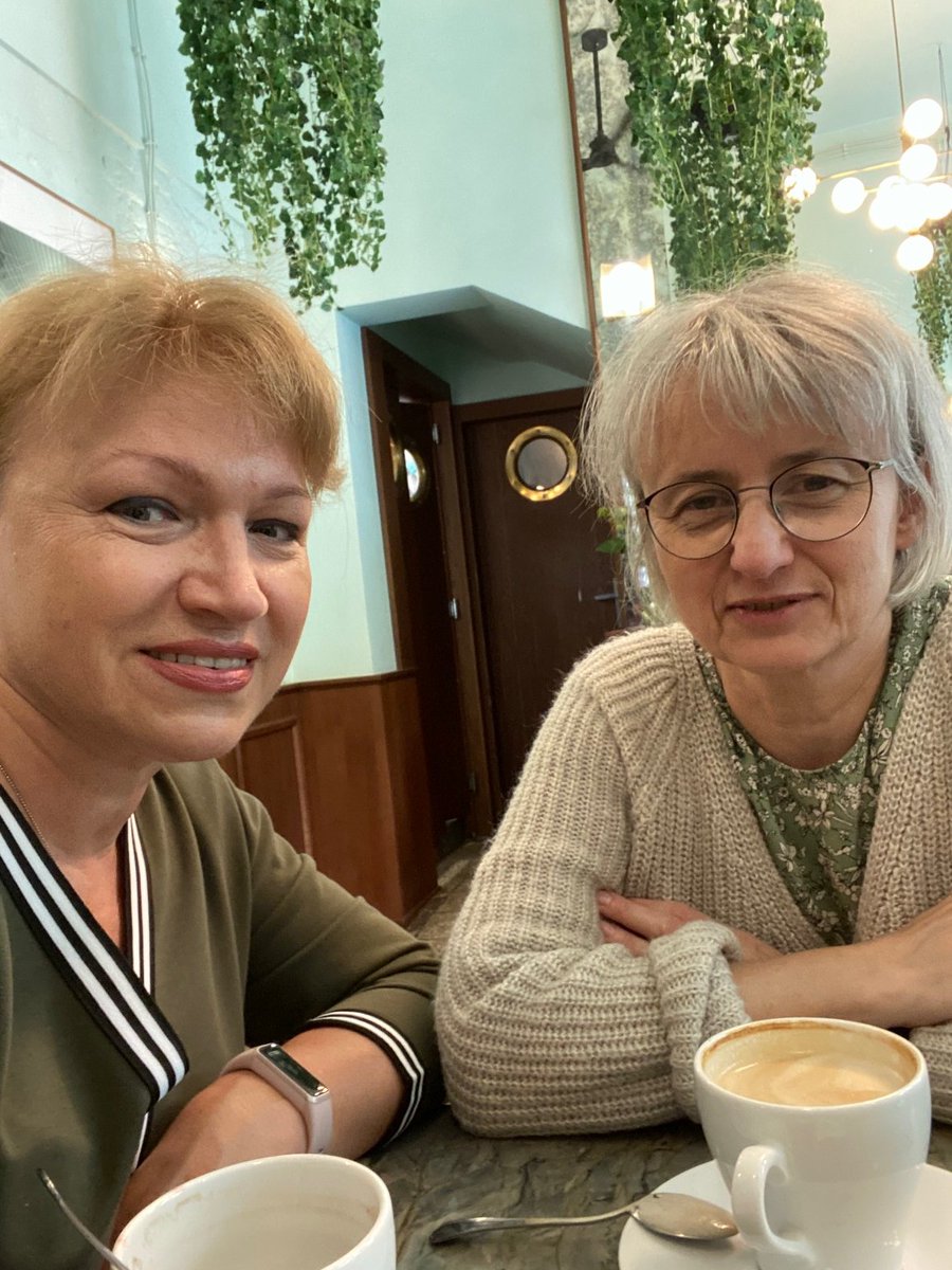 To create When the War Came, Lucyna worked with Larysa, a Ukrainian refugee. She has created the picture above for #RefugeeWeek, showing her meeting with Larysa and her daughter, Anastasia, to talk about her story. Here they are together.