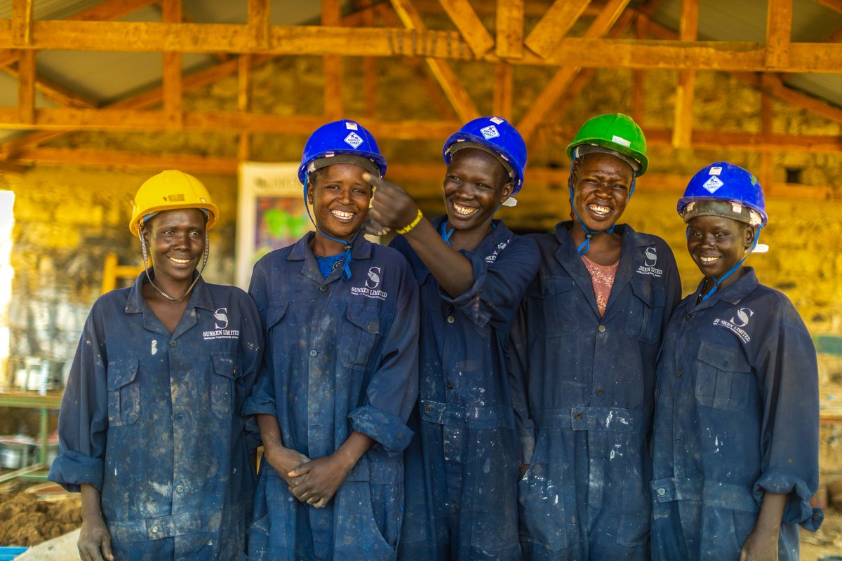 LimitedSunken's tweet photo. Today as a stakeholder in Kakuma, we stand together to honor and support those who have been displaced from their homes by giving the hope and enhanced livelihood this World Refugee Day, let's amplify the voices of resilience, hope, and compassion. #worldrefugeeday2023 https://t.co/uGelaLjivW