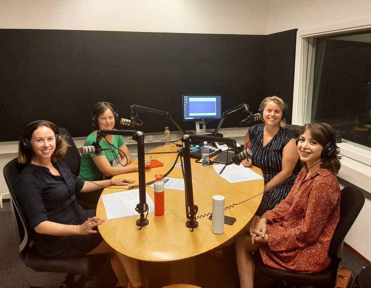 On #worldrefugeeday2023 , @TessaDiphoorn and @BrianneLeyh are recording a new episode on the concept of BORDER, alongside @IlseVanLiempt and @OzgeBilgili . Stay tuned for the upcoming episode!🎙️🌍 @UniUtrecht @ContestingG #border @OpenSocietiesUU #podcast #interdisciplinarity