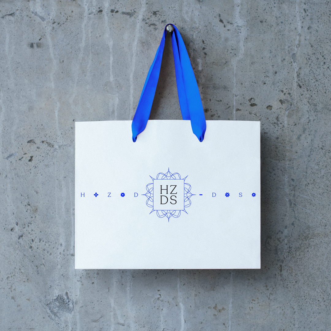 SaadeAgency's tweet photo. HZDS Brand Identity
Women Clothing

هویت برند HZDS

#saadeagency  #HZDS
#brandidentity #branddesign #corporateidentity https://t.co/62m1j8hfSt