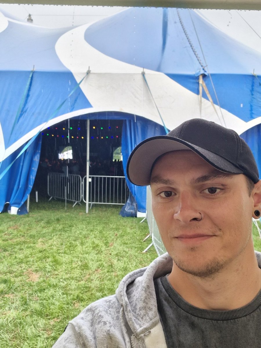 Calvin Innes (@calvininnes) on Twitter photo Excited to be back at The Big Malarkey this week with <a href="/hull_libraries/">Hull Libraries</a> doing some drawing today for the book awards!
#bigmalarkey #bookfestival #bookawards Excited to be back at The Big Malarkey this week with <a href="/hull_libraries/">Hull Libraries</a> doing some drawing today for the book awards!
#bigmalarkey #bookfestival #bookawards