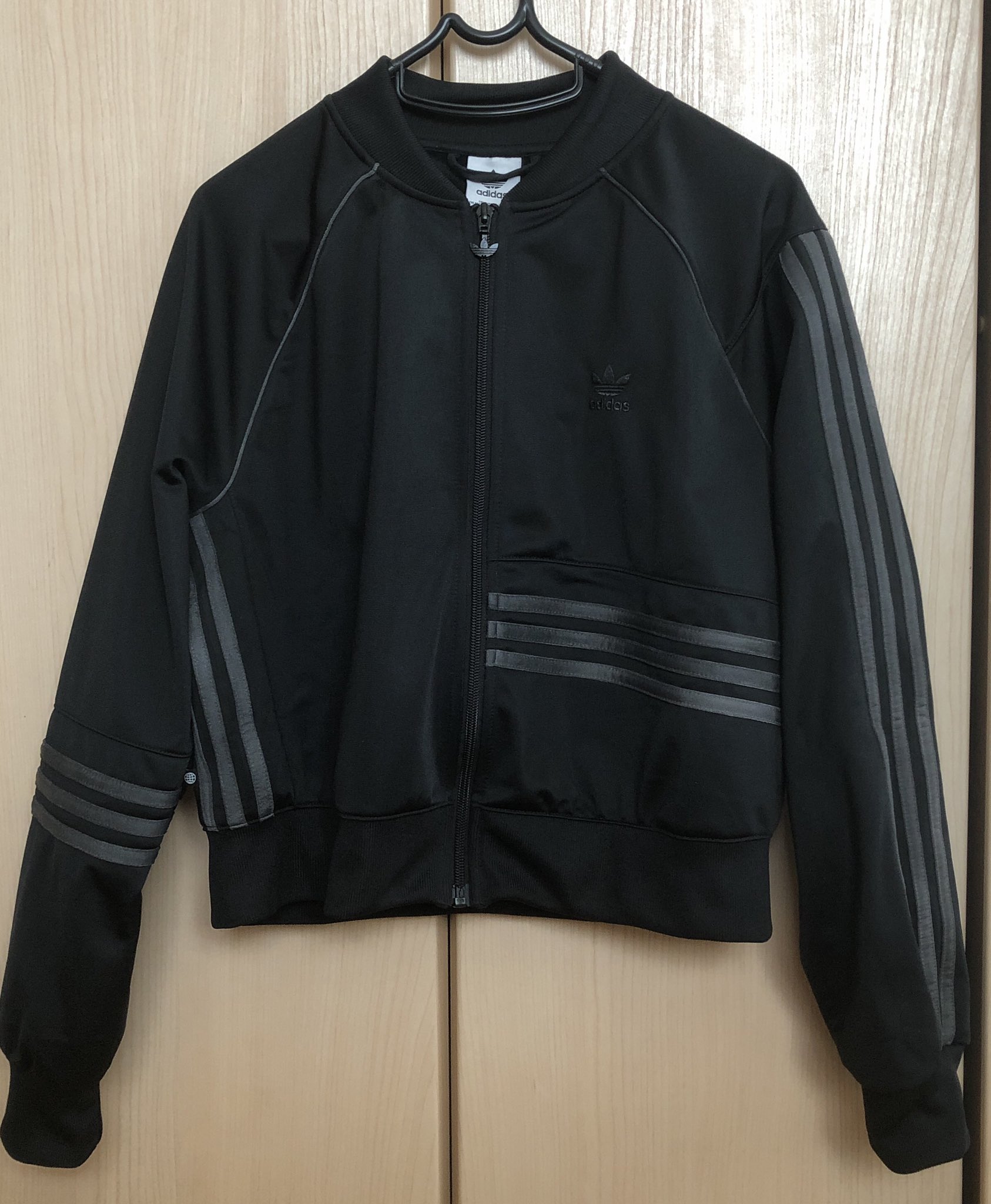 藤吉夏鈴　櫻坂46 START OVER　adidas　アディダス　ジャージ 藤吉夏鈴 櫻坂46 START OVER adidas アディダス ジャージ - メルカリ