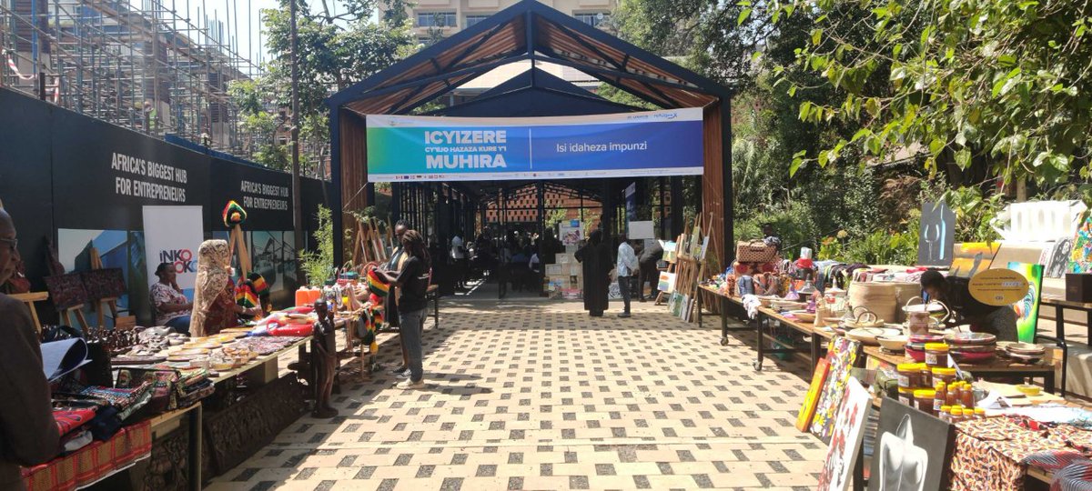 InkomokoRwanda's tweet photo. On #WorldRefugeeDay, we stand in solidarity with our refugee entrepreneurs across Rwanda as they are showcasing their contributions to their host communities. At Inkomoko, we believe in the transformative power of entrepreneurship to rebuild lives and create thriving communities. https://t.co/4lEB8fsJhA