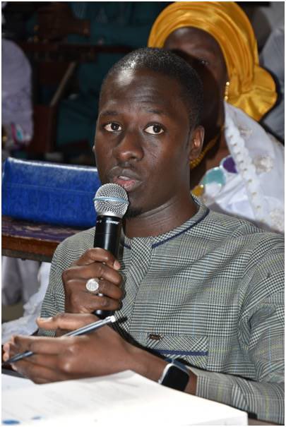 UCAD_Senegal's tweet photo. Dr Diongue a soutenu sa thèse le 25 février 2023 au département Géologie
« Partitionnement des flux d’eau dans le continuum sol-végétation-atmosphère en milieux semi-arides: Apport des modèles mécanistiques et des isotopes stables de la molécule d’eau (δ 2H &amp; δ 18O) »
#ED_EDEQUE https://t.co/mvdD4jIfd8