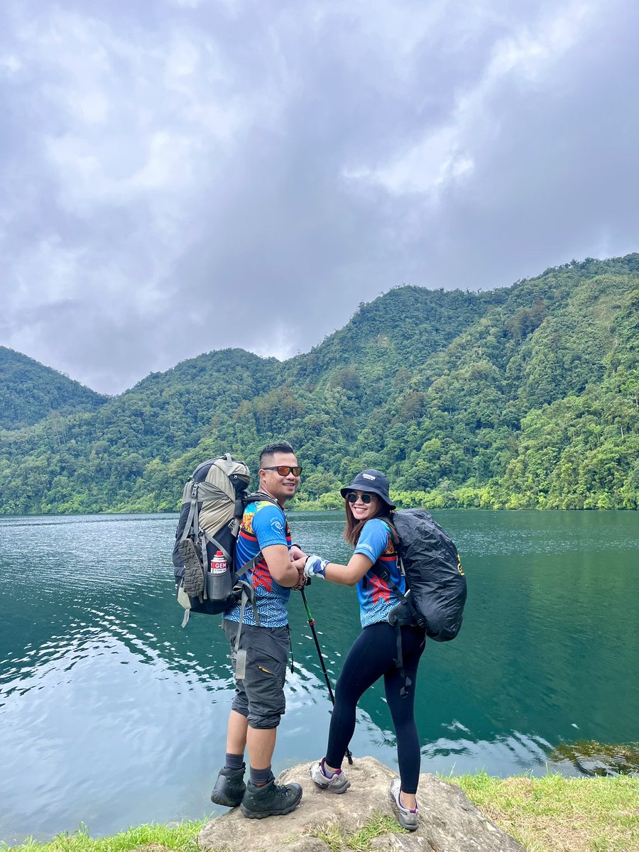 flongmango's tweet photo. #holonized with the bati na master. 🤪 https://t.co/zejElmMSty