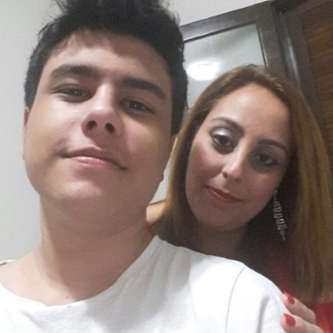 RobbyAguiar's tweet photo. E hoje o MVP, vai para o Promise/Crush/Leonardo. Filho, vc é e será sempre o melhor campeão: nas lâminas da Irelia, nas fights agressivas com Wukong ou nos golpes com Aatrox, não importa, vc é meu tudo, meu orgulho e eu o amo demais❤️Que Deus o abençoe sempre! Feliz aniversário😍 https://t.co/FRfHVwJAwQ