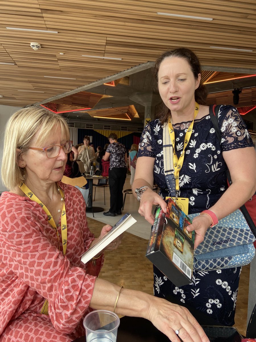 clarefly's tweet photo. At #SPSlive - with @kareninglis as @thecreativepenn shows us her gorgeous physical boxset. https://t.co/M2WT5ybszv