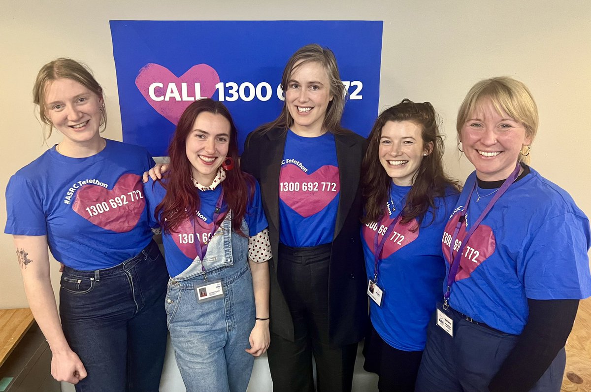 The  @ASRC1 Human Rights Law Program team are volunteering alongside our incredible guests - on the phones until 10 💜

Ways to donate:
📷 CALL 1300 692 772
📷 TXT ‘HOPE’ to 0476 000 111 to donate $15
📷 DONATE ONLINE: bit.ly/43YHgWa
#WorldRefugeeDay #ASRCTelethon