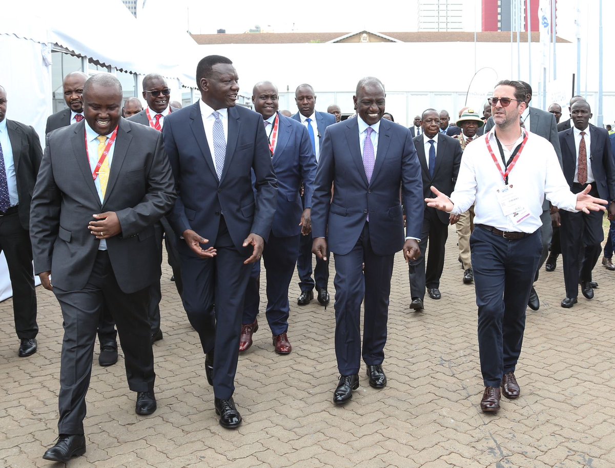WilliamsRuto's tweet photo. Sustainable energy development lies at the heart of Kenya’s vision. Investing in renewable energy sources is not only a responsible choice but also a pathway to a more prosperous and equitable Africa. https://t.co/QPvDiwindZ