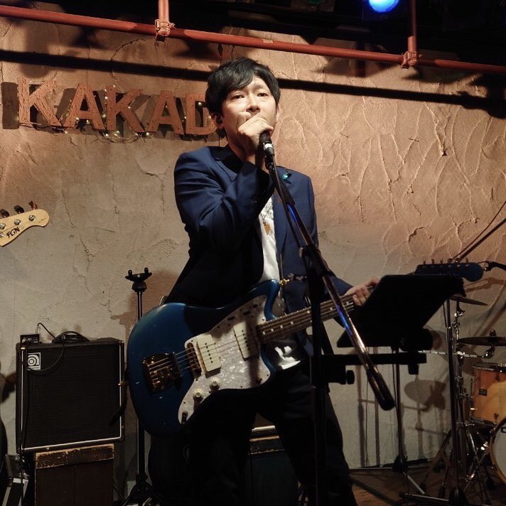 shigeoriori's tweet photo. 【俺シビ出演バンド紹介①】
●February Blue
群馬のアーティストmasaruくん@FB_msr(Vo.G) のソロプロジェクト。
ダークからポップまで、メロディアスなオリジナル曲を披露!
きっと気に入りますよ✨
このメンバーでやるのは初です!
Ba/ヤギ@yagi_bas
Dr /よっしー@AlkaloidSephira
続↓ https://t.co/Ej2n8AYEZ7