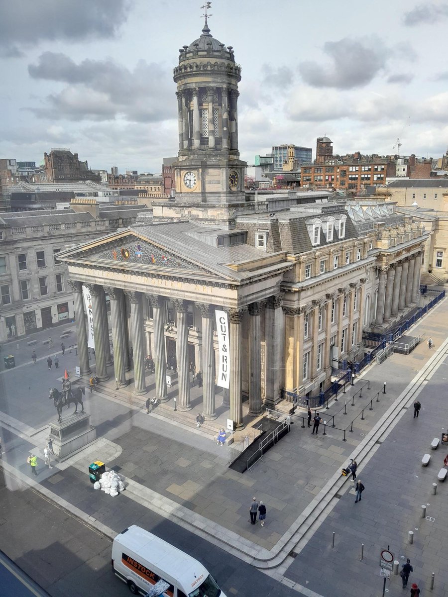 Just back from the @ProductiveScot Circular Procurement event held this morning. Interesting presentations from @ZeroWasteScot, @EGGlighting and @RBS_Help (with the view over @GlasgowGoMA Royal Exchange Square, Glasgow from their office).
