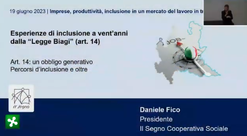 ilariafiore_'s tweet photo. Le buone prassi protagoniste dell'evento di @RegLombardia: #DanieleFico, Presidente della cooperativa “#IlSegno” di Bergamo ha presentato un caso evidenziando come la realtà sociale recepisce e si organizza a partire dal quadro teorico e normativo. https://t.co/bLCgjuX1zy