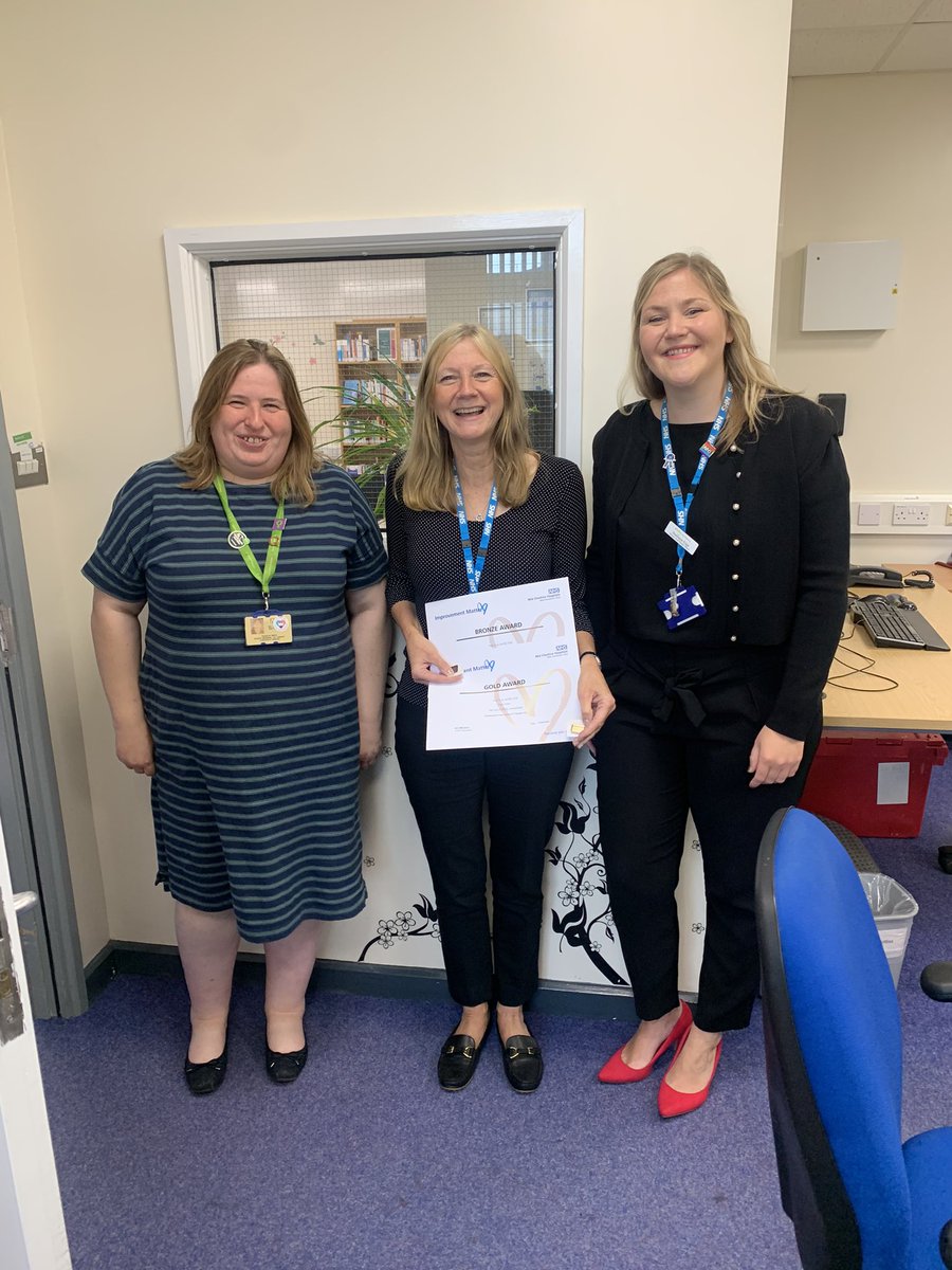 Tilly from our Knowledge & Libraries Team has achieved not one but two Improvement Matters Awards- Bronze for her A3 around guidelines and GOLD for our fantastic Improvement Tracker (repository). Well done! 👏@jengrantx @MCHFTJetLibrary