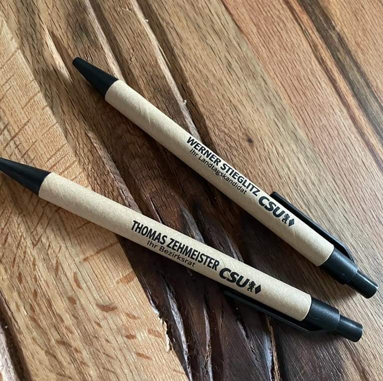 Th_Zehmeister's tweet photo. Unsere Stifte für die Landtags- und Bezirkstagswahl sind eingetroffen :)
#Bezirksrat #bezirkmittelfranken #teamcsu #nea #landkreisfürth #csu https://t.co/oWWtRv6QQr