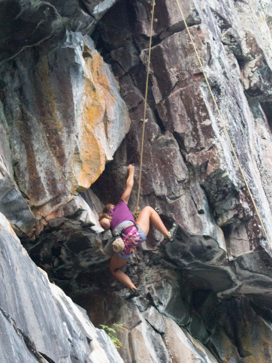 Tuesdays be feeling like… 💪 📸: Mountain Tech Brandi Petryk #tuesdaymotivation #rockclimbingwomen #climbinglife