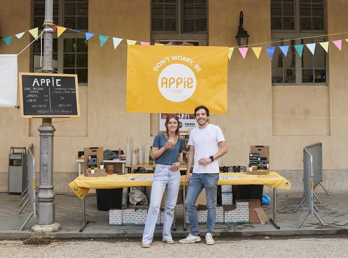 Demain soir, à l'occasion de notre #FêteDeLaMusique, <a href="/greengooseparis/">The Green Goose</a> et <a href="/AppieCidre/">Les Boissons Appie</a> vous proposeront une sélection de bières, cidres et limonades ! 🍺🥤