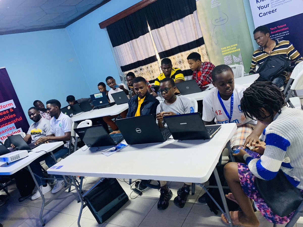nokidbehind_inc's tweet photo. PlayWithPython Event happening now at @mountainhubb 
@nervtek_cii @ThePSF @europythons @IkniteStudio 

#playwithpython #NokidBehind https://t.co/ioma3BbDIH