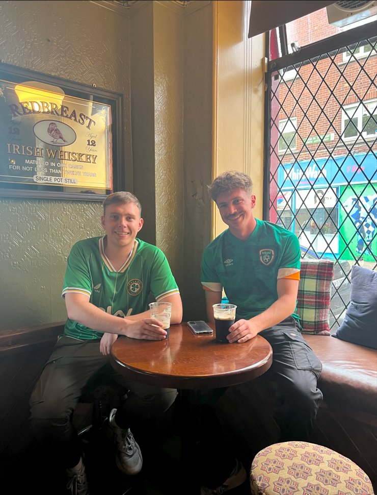 SlatterysPubD4's tweet photo. It was great craic watching the match yesterday⚽️🍻🇮🇪
#COYBIG #IRLGIB #Euro2024Qualifiers #slatterys #irishpub https://t.co/hDxxV94dXs