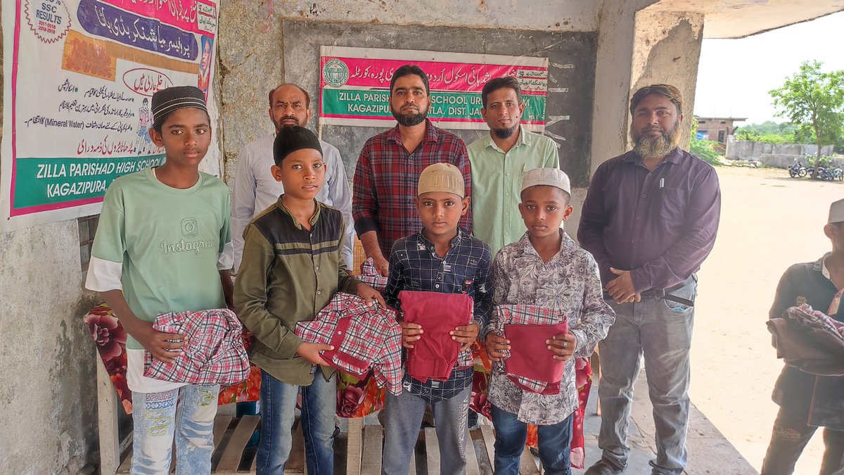 khan_ifteqar's tweet photo. #TS #EducationDayCeleberations
#ZPHS #Kagazipura
#UrduMedium
#Koratla
#EducationDayRally
#FreeTextBooksDistribution
#FreeUniformsDistribution
#Students
#FreeQualityEducationForAll
#Read & #Lead
#SabPadhein #SabPadhein
#Headmaster
#Teachers https://t.co/JeVPnoy0mG
