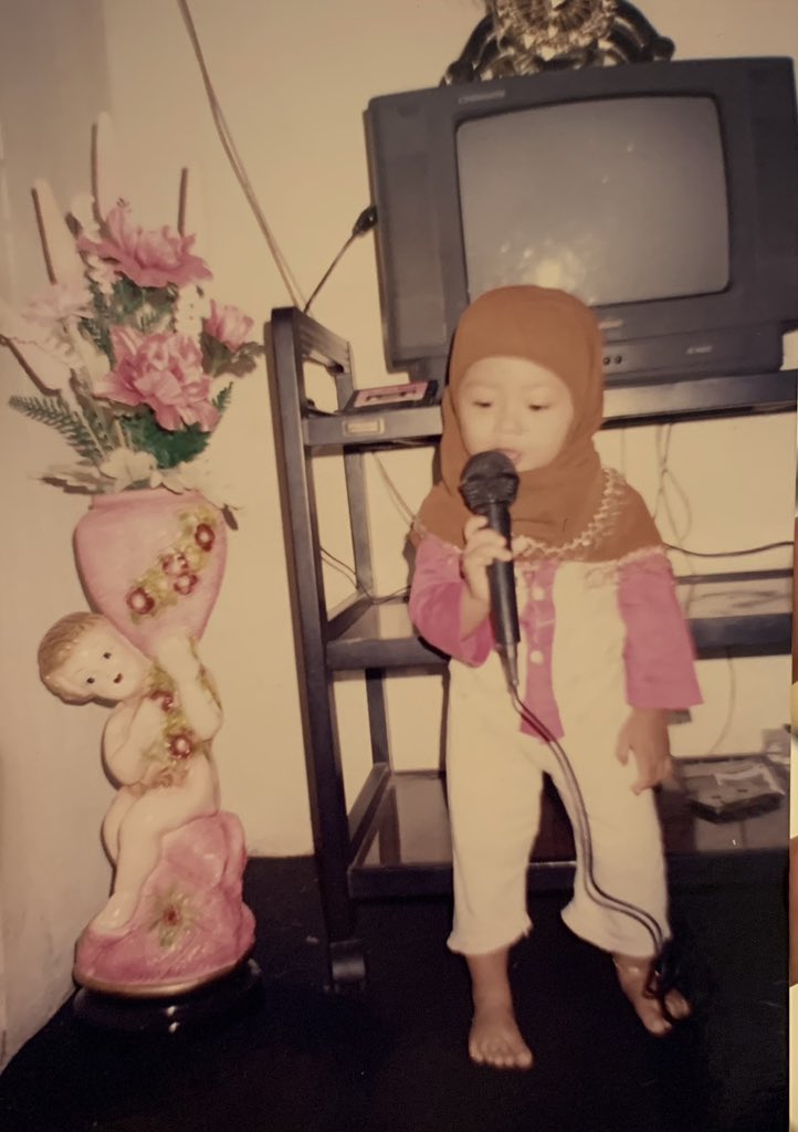 deaginaaaa's tweet photo. Deagina kecil https://t.co/jGEj4GDVyG