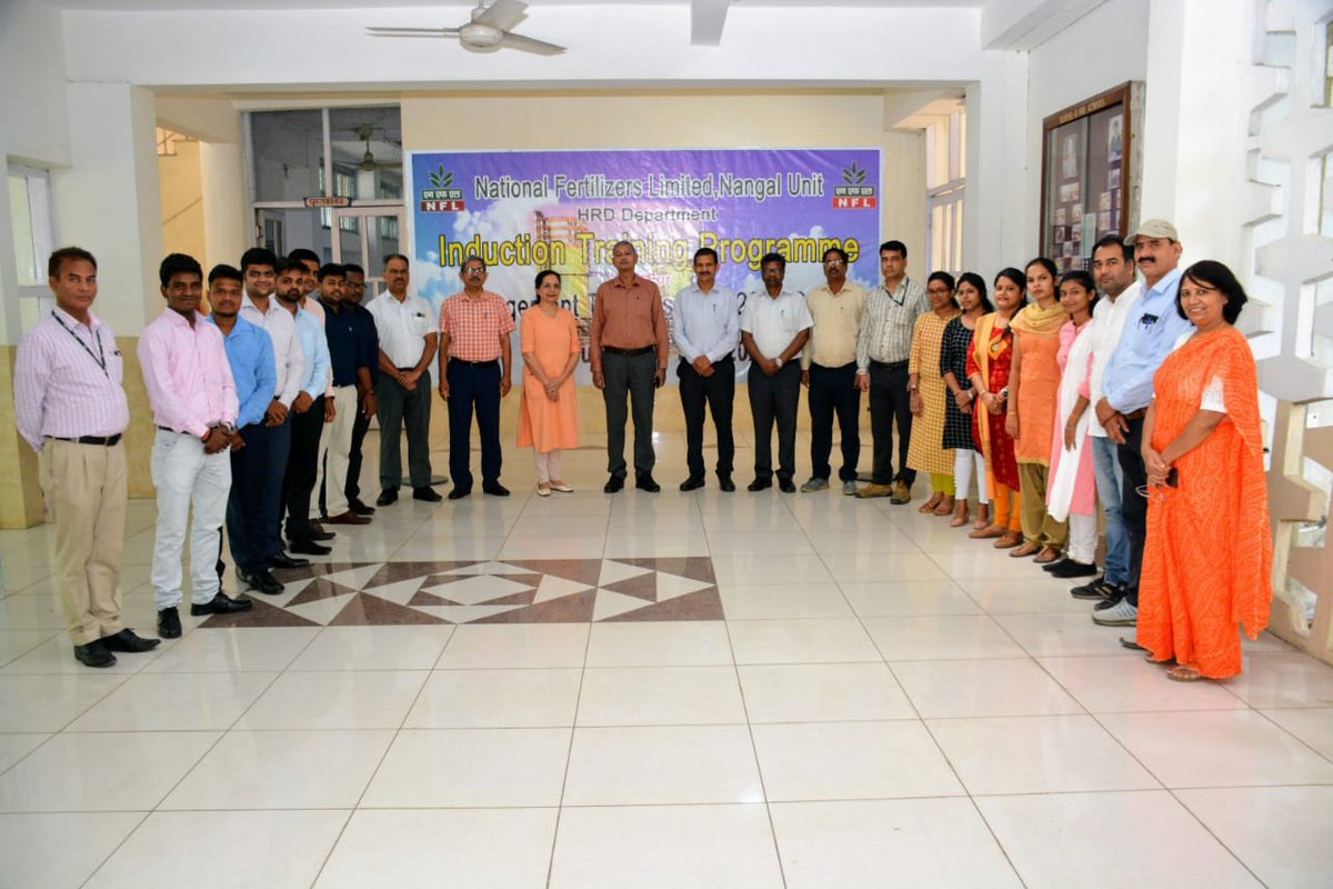 nehagudul1's tweet image. Today looking back to when we newly joined as MT(HR) and immensely happy for a year in @NFL_Kisan! 
Kudos for stepping into a brilliant year of inspiration and learning to the wonderful journey!! 
#HappyWorkAnniversary 
#Batchmates
#NFLMTHR2022