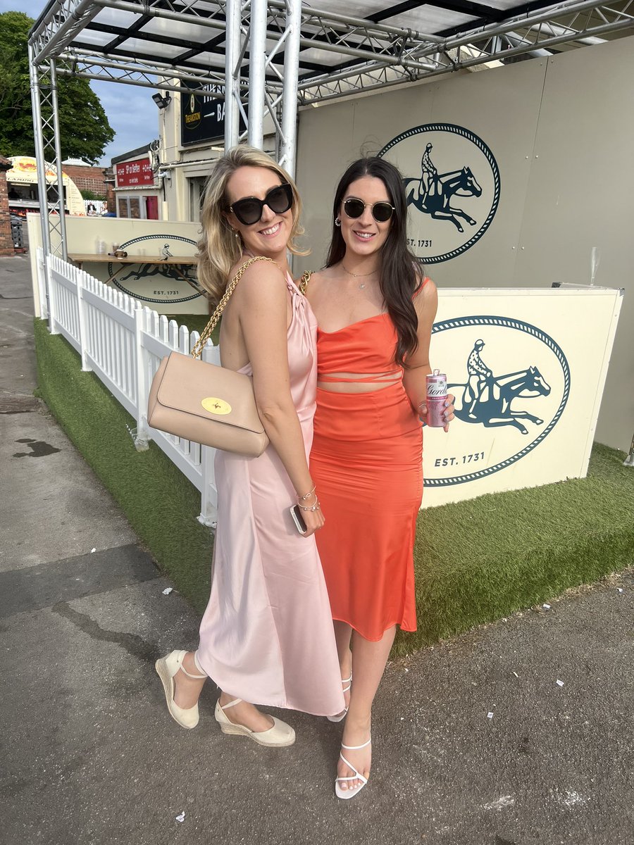 Danielle Hutchison tweet media