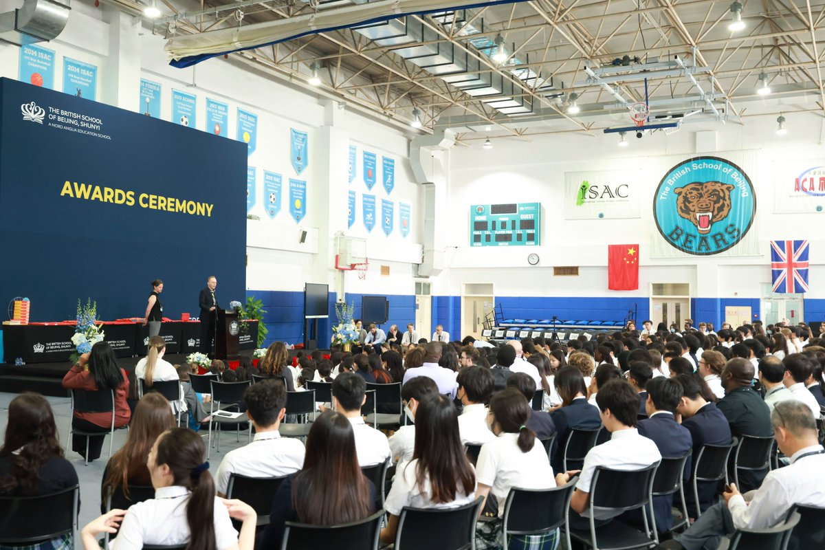 BSB_Shunyi's tweet image. Congratulations to all our award recipients at the Secondary Awards Ceremony! We were delighted to welcome our parents to witness their child's proud moments and student performances. Thanks to all our teachers for their hardwork!
#BSBShunyi #NordAngliaEducation #NAEBeAmbitious