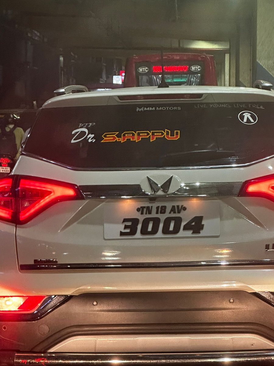 nareshcool123's tweet photo. People getting fined for crossing the stop line,my friend got fined 1500rs for improper number plate format but political people cars and people with social status cars using the same improper number plate and not being fined.
@ChennaiTraffic @tnpoliceoffl @mkstalin @Udhaystalin https://t.co/Rh5bA4S8z0