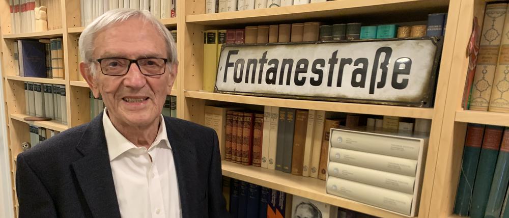 Heute ehren wir den renommierten Lektor und ehemaligen Chef <a href="/Aufbau_Verlag/">Aufbau Verlage</a>, Editor, Biograf und #Fontane​forscher Dr. Gotthard Erler anläßlich seines 90. Geburtstags im <a href="/FontaneArchiv/">TheodorFontaneArchiv</a>. Wir freuen uns auf den (leider bereits ausgebuchten) Vortrag: 
fontanearchiv.de/veranstaltung/…